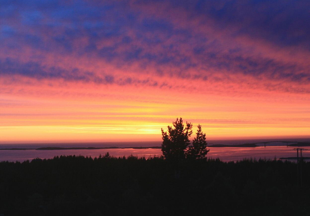 tsbolig-tomter-averoya-Solnedgang